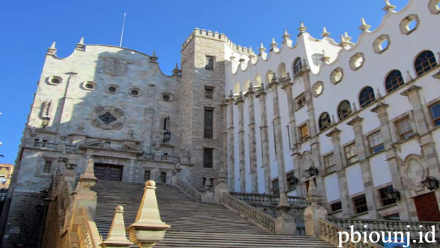 Keunggulan Akademik di Universitas Guanajuato